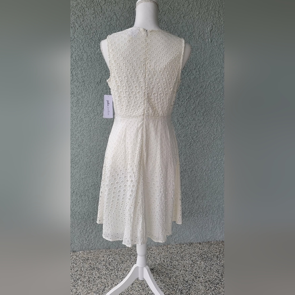 Julia Jordan White Eyelet Dress Sleeveless Fit & Flare Women’s Size 6 - Picture 7 of 10